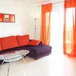 Cozy In 60 M² With Shared Pool アパート パルム・マール