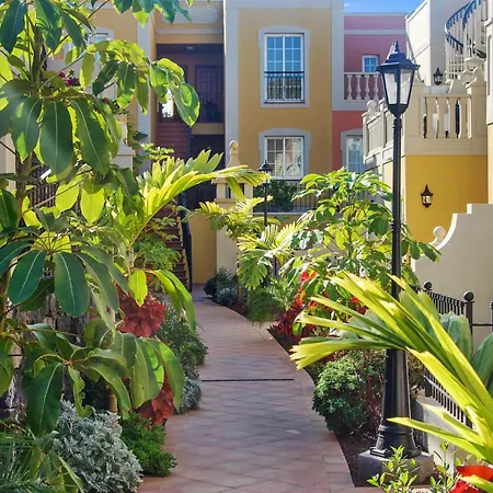 Apartment Cozy In 60 M² With Shared Pool Palm-mar
