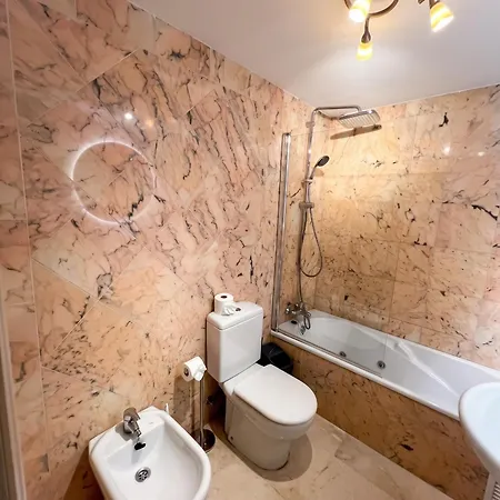 Cozy In 60 M² With Shared Pool Apartment